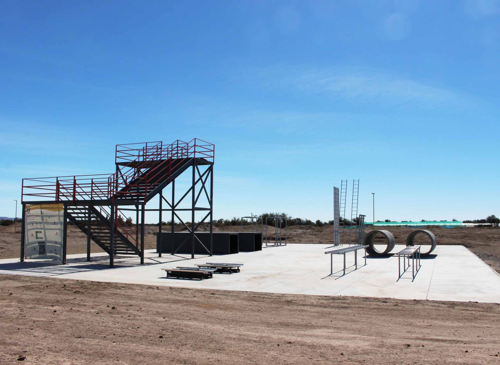 Cancha de test de consumo y estructuras de entrenamiento